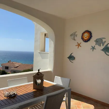 The House - Lu Bagnu 公寓