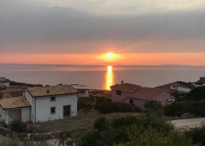 公寓 The House - Lu Bagnu 卡斯特尔萨多