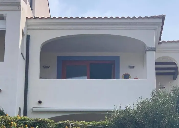 The House - Lu Bagnu 公寓