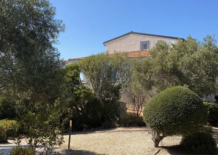 公寓 The House - Lu Bagnu 卡斯特尔萨多